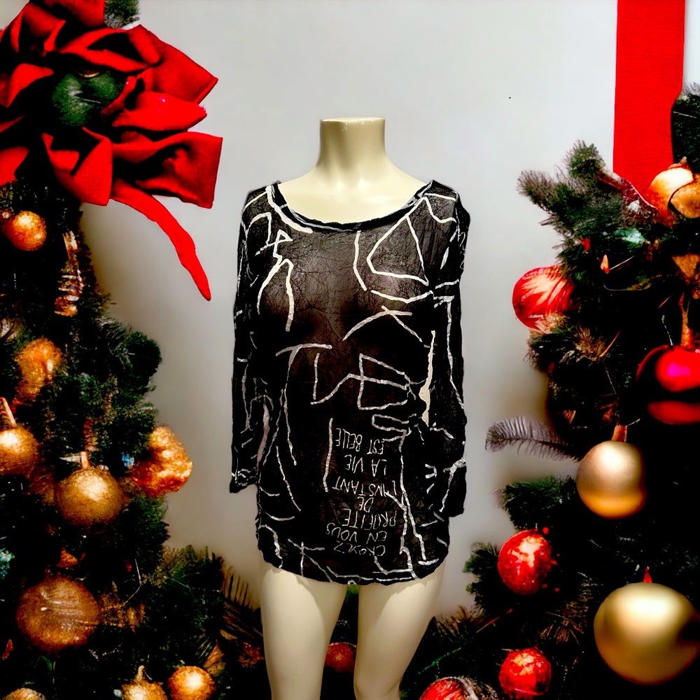 Comfy USA Stretch Active Wear with French Writing